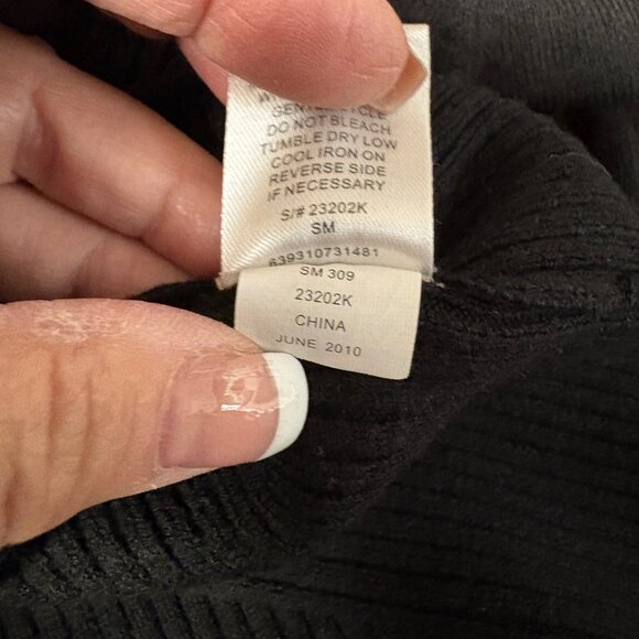 Takeout Black V-Neck Sweater Womens Size Large Long Sleeve Pullover Fitted - Picture 8 of 9